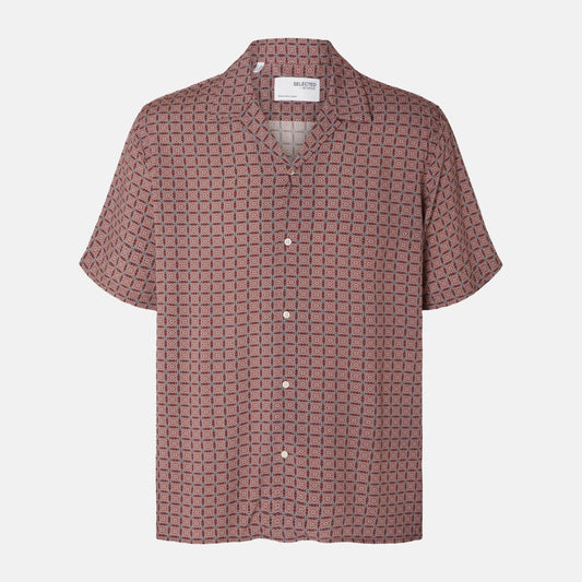 Patterned short sleeved shirt