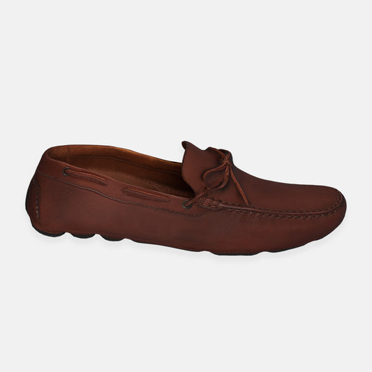 Driving loafers in suede
